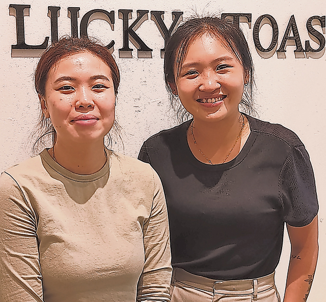(左起)幸运吐司Lucky Toast创办人郑凯心、陈嘉琪。