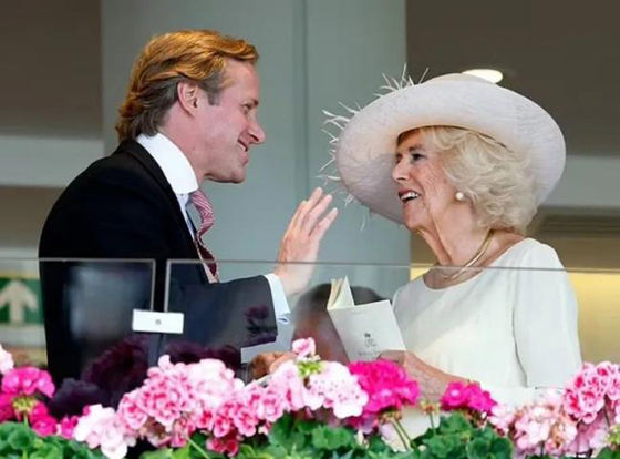 去年6月，金斯顿在皇家包厢跟卡米拉王后聊天，从卡米拉的欢愉神情上可见两人聊得很开心。