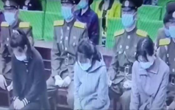 据悉，这类“法外处决”在朝鲜经常发生，但只是收看韩剧就落到如此血腥且残酷的结局，实在令人都难以置信。